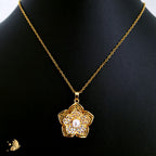 Laviora Blooming Elegance Flower Pendant Necklace – Onam Jewellery Necklace 11