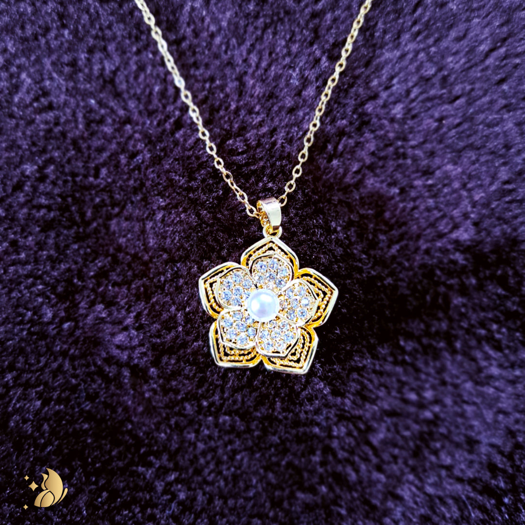 Laviora Blooming Elegance Flower Pendant Necklace – Onam Jewellery Necklace 11