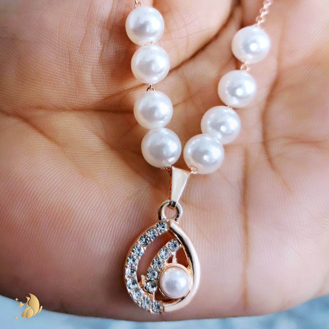 Laviora Pearl Teardrop Harmony Necklace – Onam Jewellery Necklace 14