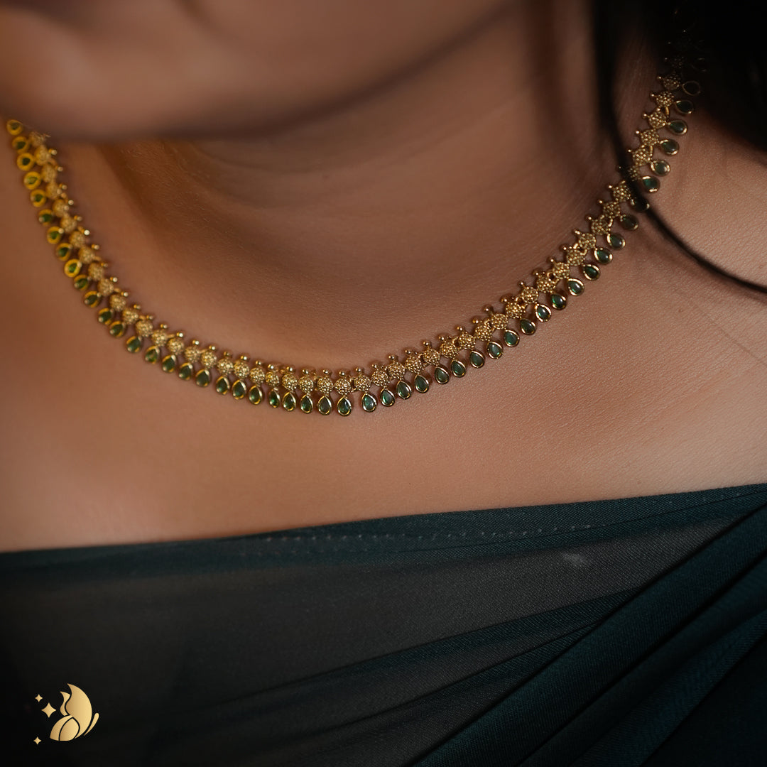 Laviora Emerald Glow Gold Choker Necklace – Onam Jewellery Necklace 22