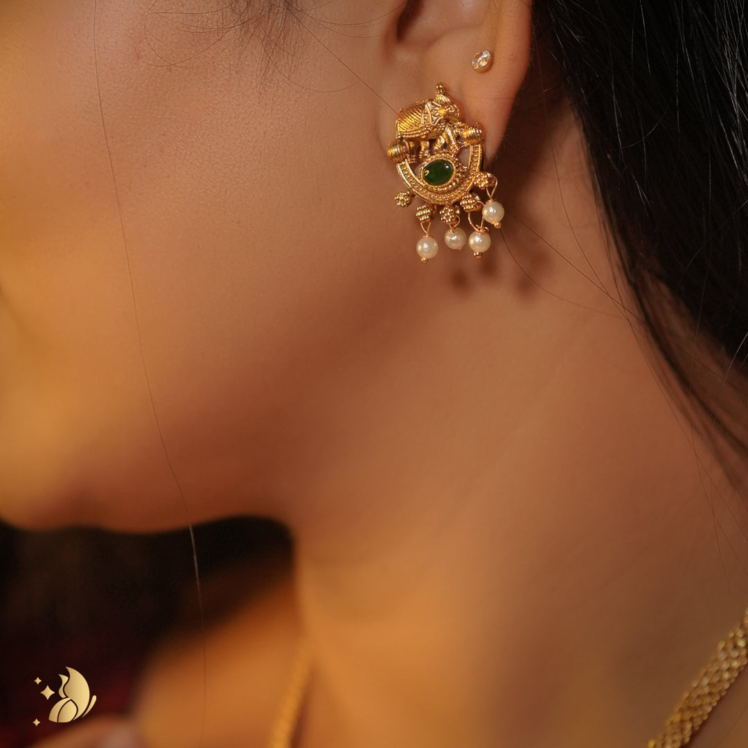 Laviora Divine Heritage Temple Necklace with Emerald & Pearls – Onam Jewellery Necklace 24